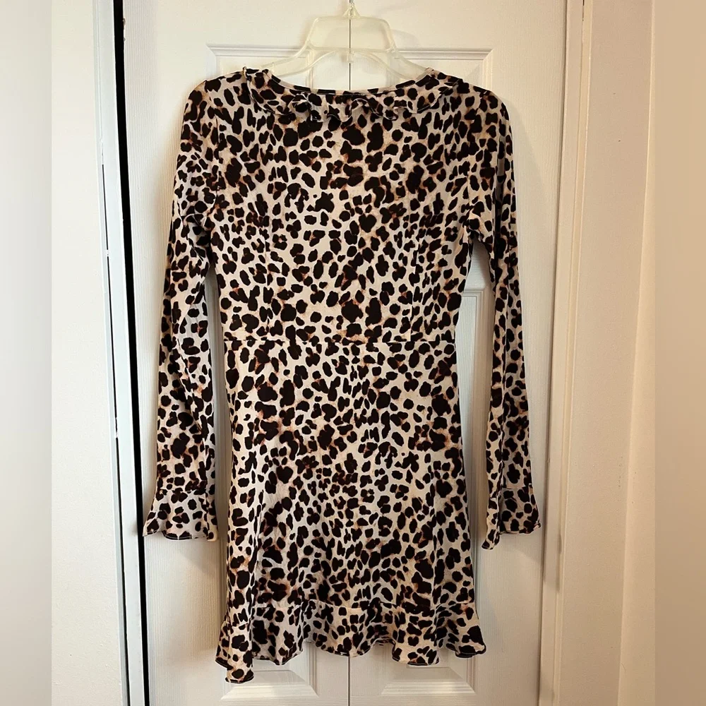 For Love and Lemons Leo Keyhole Mini Dress size small animal print silk blend - Picture 8 of 11